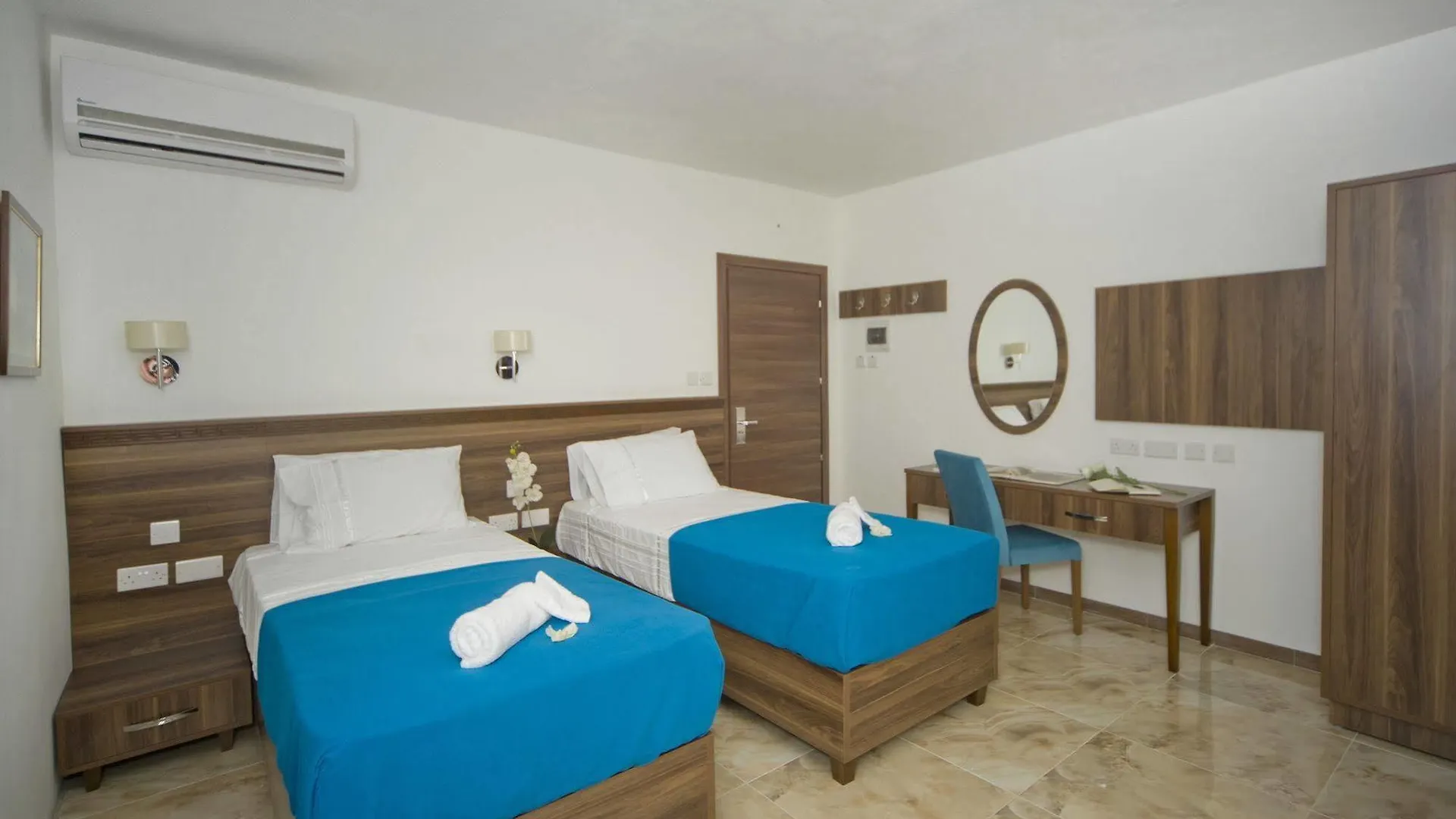 Slimiza Suites contacts